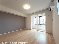 ベルメゾン江南 102 1階1Kのリビング/ダイニング