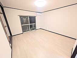 第2ヴィラ碑文谷 106 1階ワンルームのリビング/ダイニング