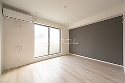 小竹レジデンス 105 1階ワンルームのリビング/ダイニング