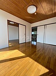 オークフィールド 101 1階2DKのリビング/ダイニング