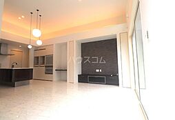 西大泉4丁目戸建 001