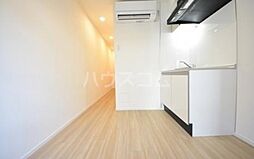 東京メトロ千代田線 代々木上原駅 徒歩3分の賃貸マンション 4階ワンルームのリビング/ダイニング