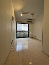 パレ・ドール杉並 101 1階ワンルームのリビング/ダイニング