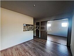 グランメゾン南流山 102 1階1LDKのリビング/ダイニング