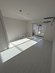 ＣｌｅｖｅｒＣｒｅｓｔ 205 2階1Kのリビング/ダイニング