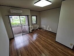 ヴィラエスポワール古来 402 4階ワンルームのリビング/ダイニング