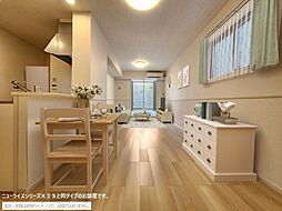 名鉄名古屋本線 富士松駅 徒歩4分の賃貸アパート 1階1LDKのリビング/ダイニング