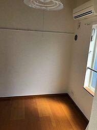 グレースレーヌ 102 1階ワンルームのリビング/ダイニング