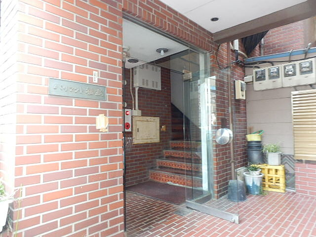 5 / 11