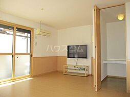 ロジュマン　ミヤカイドウＤ 101 1階ワンルームのリビング/ダイニング