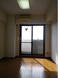 東急池上線 御嶽山駅 徒歩4分の賃貸マンション 3階ワンルームのリビング/ダイニング