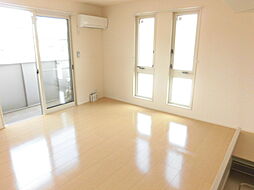 東武東上線 東武練馬駅 徒歩12分の賃貸アパート 2階1LDKのリビング/ダイニング