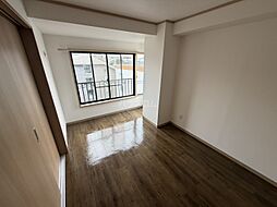 ラーク市川 501 5階2DKのリビング/ダイニング