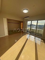 サクセス西高島平 6階3LDKのリビング/ダイニング