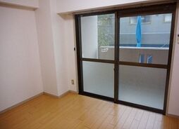 名古屋市営鶴舞線 川名駅 徒歩12分の賃貸マンション 3階1Kのリビング/ダイニング