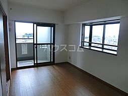 名古屋市営桜通線 桜山駅 徒歩14分の賃貸マンション 4階3LDKのリビング/ダイニング