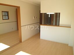 キャッスルヒルズ 203 2階2LDKのリビング/ダイニング