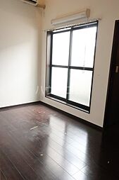 名古屋市営鶴舞線 庄内緑地公園駅 徒歩7分の賃貸アパート 1階ワンルームのリビング/ダイニング