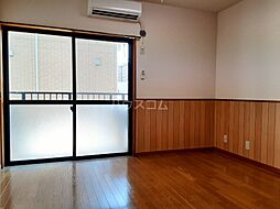 タウンコート末広 305 4階ワンルームのリビング/ダイニング