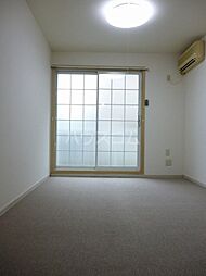 パレス泉 104 1階ワンルームのリビング/ダイニング