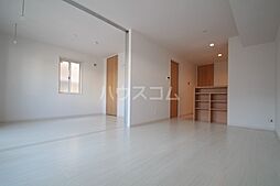 つくばエクスプレス 六町駅 徒歩10分の賃貸アパート 2階2LDKのリビング/ダイニング