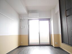 テッケルテスラ 604