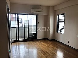 名古屋市営鶴舞線 塩釜口駅 徒歩10分の賃貸マンション 4階2LDKのリビング/ダイニング