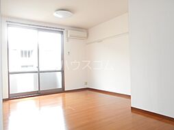 グランドルチェＥ 201 2階2LDKのリビング/ダイニング