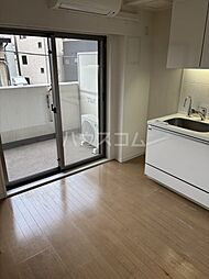 グローリオ王子神谷 204 2階1DKのリビング/ダイニング