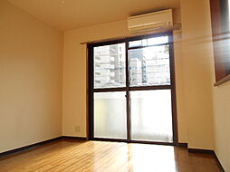 JR東海道本線 金山駅 徒歩4分の賃貸マンション 4階1Kのリビング/ダイニング