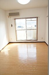 愛知環状鉄道 貝津駅 徒歩3分の賃貸マンション 3階1Kのリビング/ダイニング