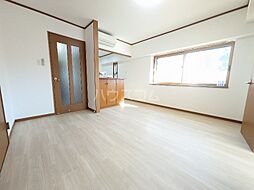 ルールマラン 2D 2階3LDKのリビング/ダイニング