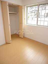 レーブシャトー 102 1階1LDKのリビング/ダイニング