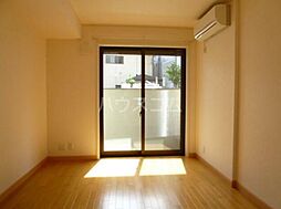 東急田園都市線 三軒茶屋駅 徒歩16分の賃貸アパート 1階1Kのリビング/ダイニング