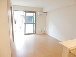 JR総武線 船橋駅 徒歩10分の賃貸アパート 1階1LDKのリビング/ダイニング