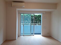 都営新宿線 曙橋駅 徒歩4分の賃貸マンション 1階ワンルームのリビング/ダイニング