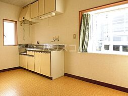 長曽ハイツI 1 1階2DKのリビング/ダイニング