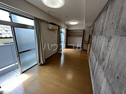 JR京浜東北・根岸線 川崎駅 徒歩12分の賃貸マンション 2階1LDKのリビング/ダイニング