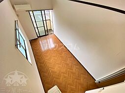 ドウェルＵ 203 2階1Kのリビング/ダイニング