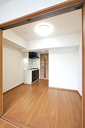 つくばエクスプレス 六町駅 徒歩9分の賃貸マンション 3階2Kのリビング/ダイニング