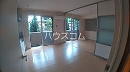 グラシューズ市川 302 3階1LDKのリビング/ダイニング