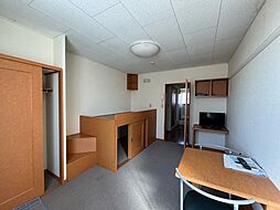 レオパレス旭ケ丘 102 1階1Kのリビング/ダイニング