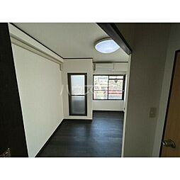 スペース101 4階1Kのリビング/ダイニング