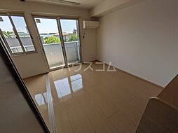 Ｒｏｙａｌ　Ｓｔａｇｅ 201 2階1LDKのリビング/ダイニング