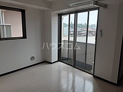 グラン・セントラル 204 2階ワンルームのリビング/ダイニング