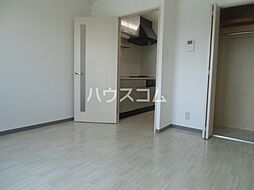 ＴＩＥＲＲＡ　ＥＡＳＴ 102 1階1Kのリビング/ダイニング