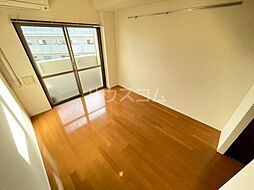 阪急千里線 関大前駅 徒歩2分の賃貸マンション 5階1Kのリビング/ダイニング