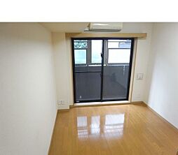 ルーブル早稲田弐番館 110 1階1Kのリビング/ダイニング