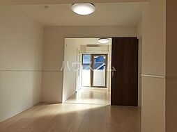 JR横浜線 新横浜駅 徒歩14分の賃貸マンション 5階1LDKのリビング/ダイニング