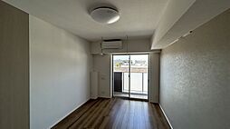 ドゥーエ成増 地下1階1Kのリビング/ダイニング